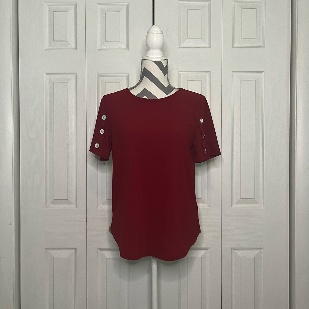 ❗️Closet Clear Out❗️89th & Madison Red Top